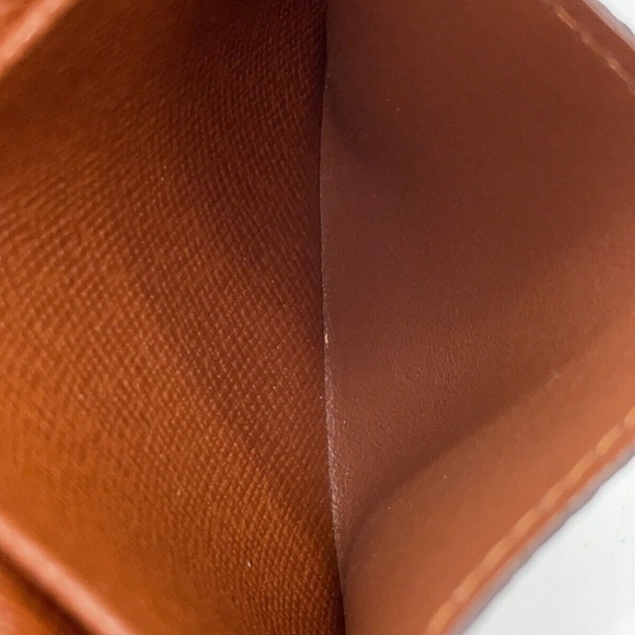 Louis Vuitton Monogram Card case - Picture 9 of 13